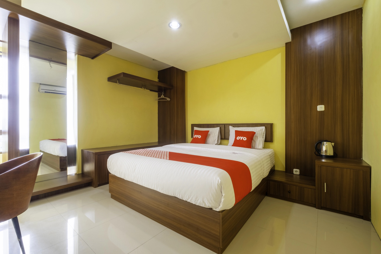 Capital O 1973 Guest House Toserba Selamat Syariah Pelabuhan Ratu