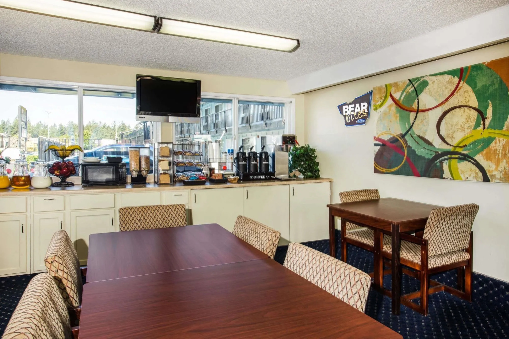 Travelodge by Wyndham Tacoma Near McChord AFB