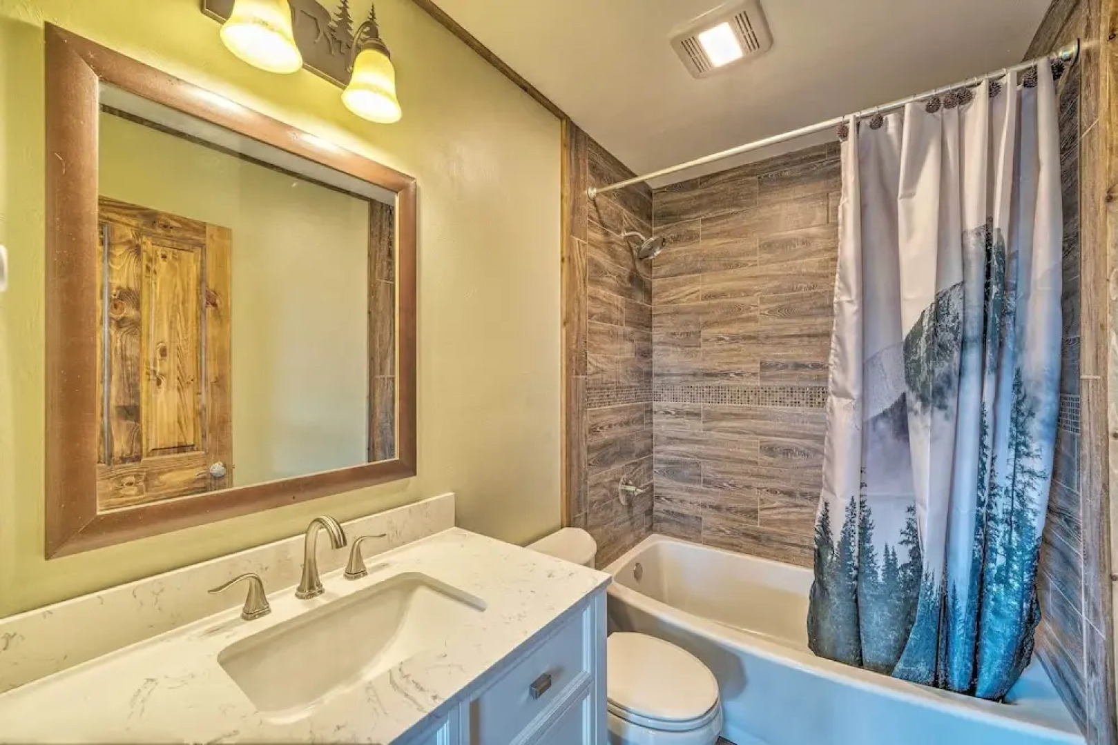 Mtn-view Cabin 40 Mi to Yellowstone Ntl Park!