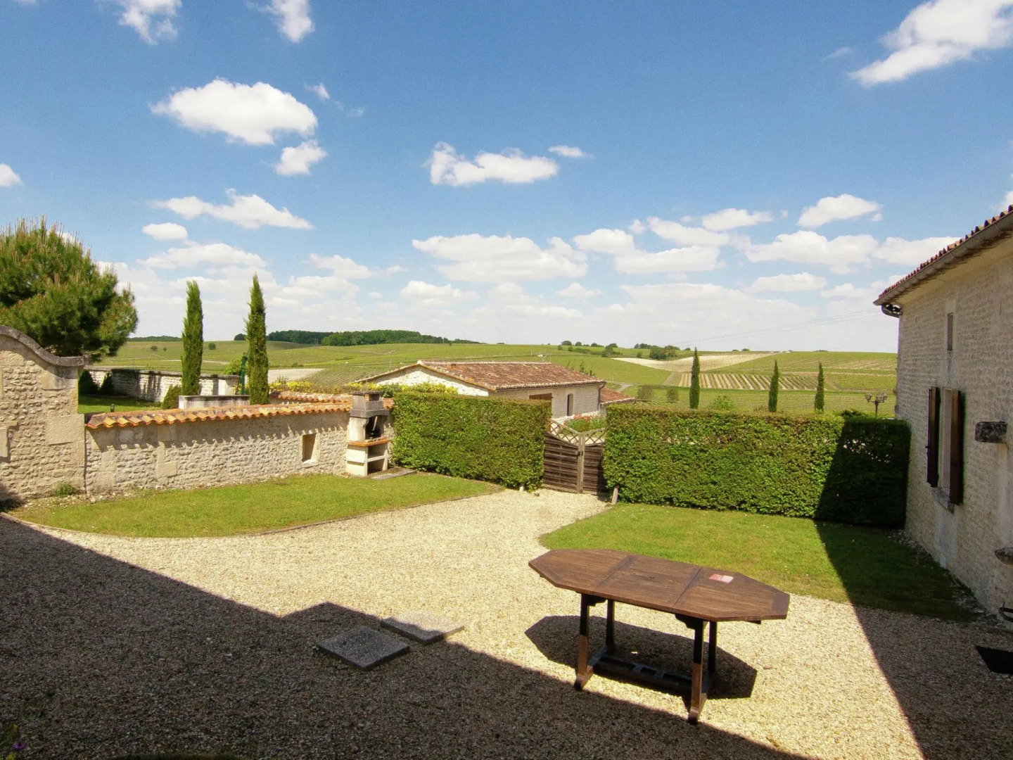 Luxury Apartment With Terrace, Sauna, Tennis, Pool