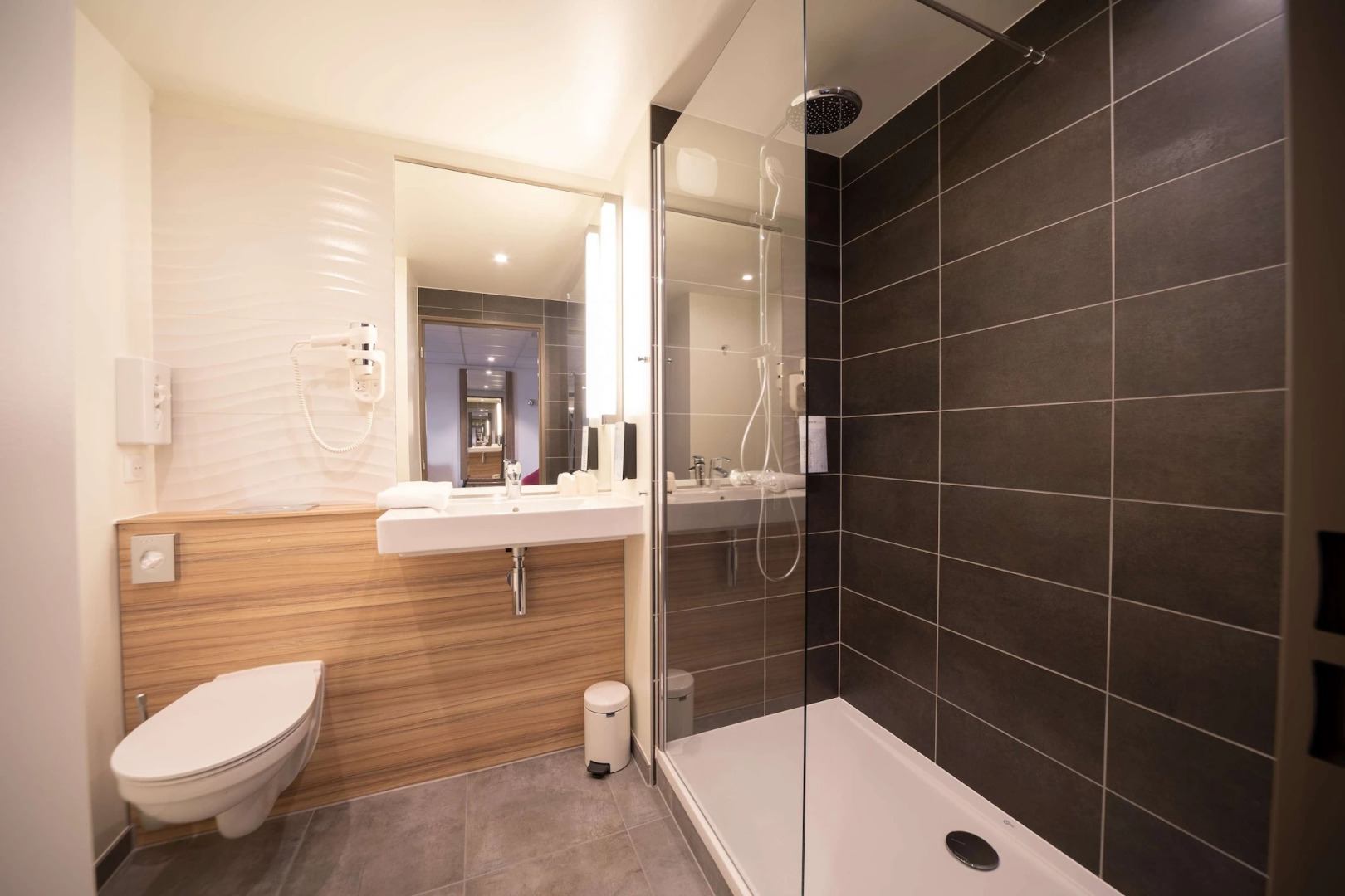 Campanile Annemasse Est Findrol CHAL