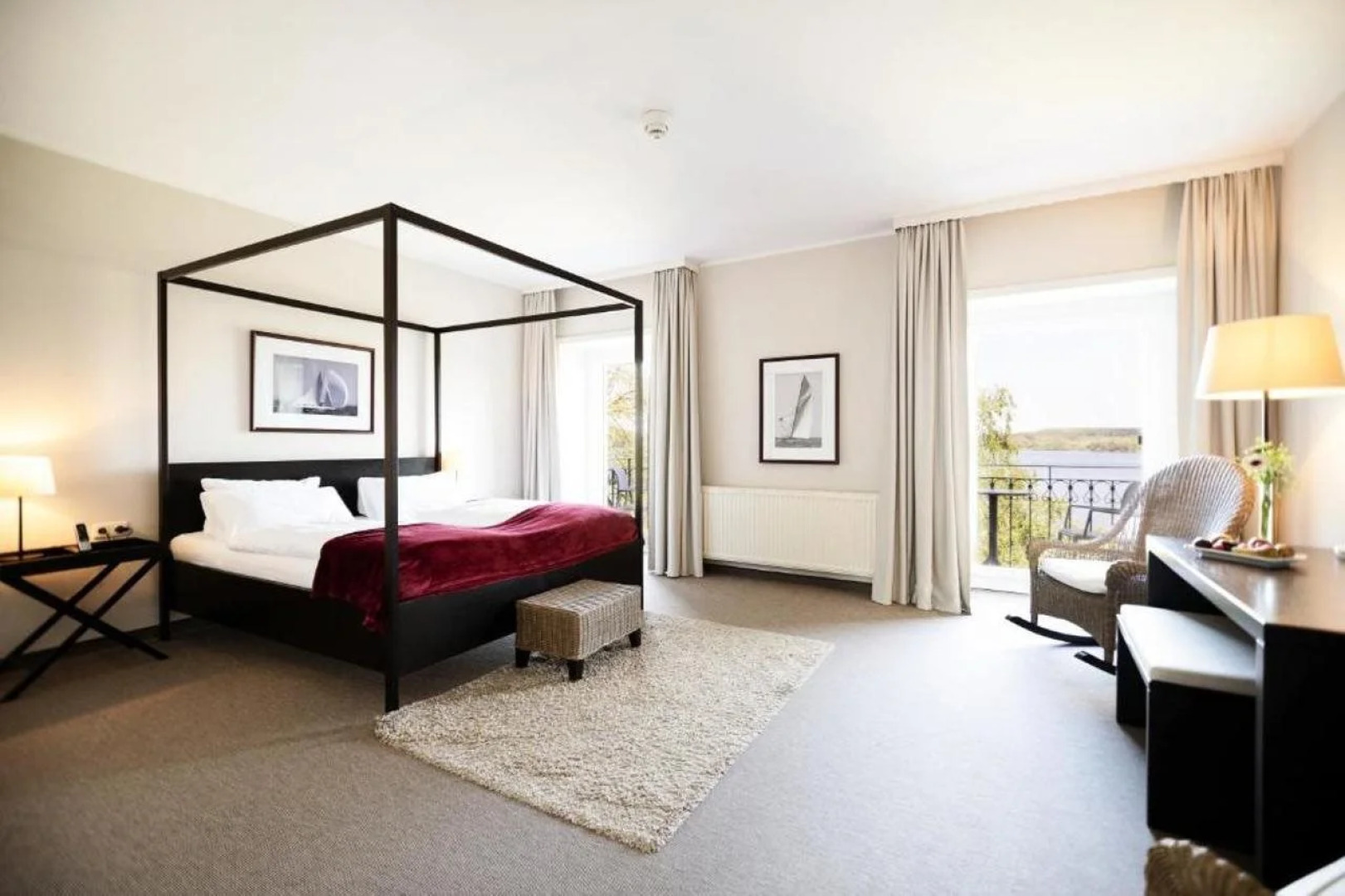 Hotel Dieksee - Collection by Ligula