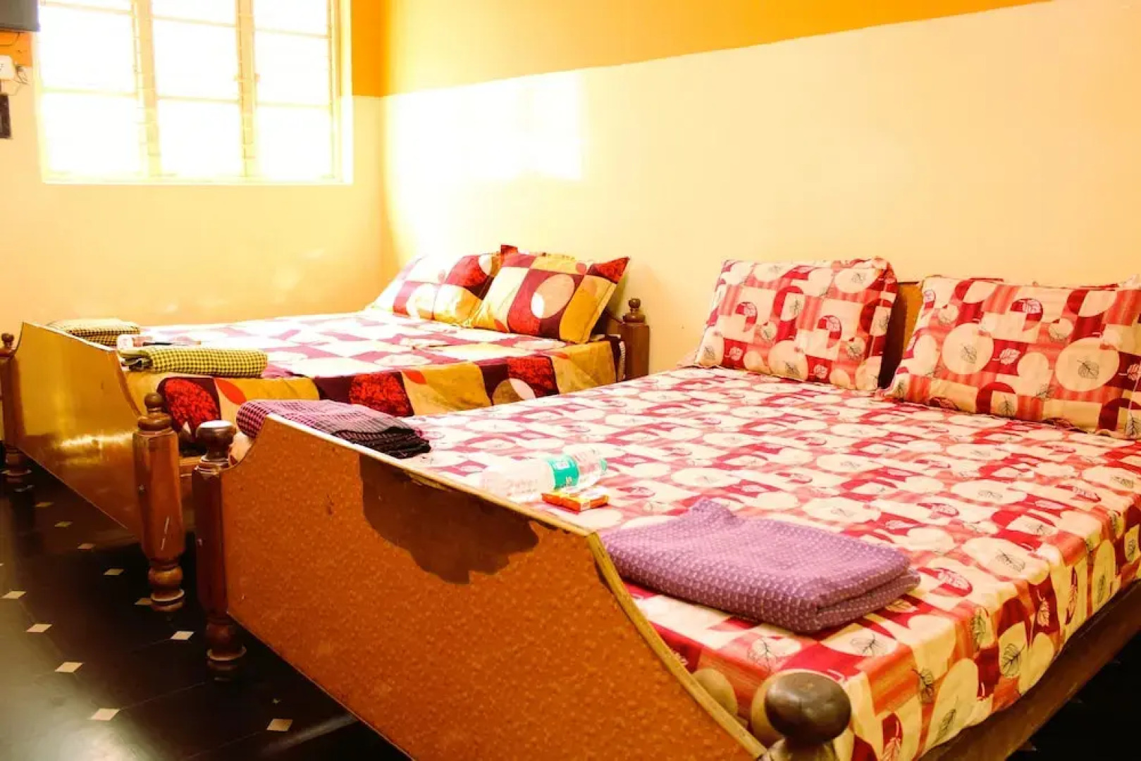 I-ROOMZ Surya Deluxe Lodge