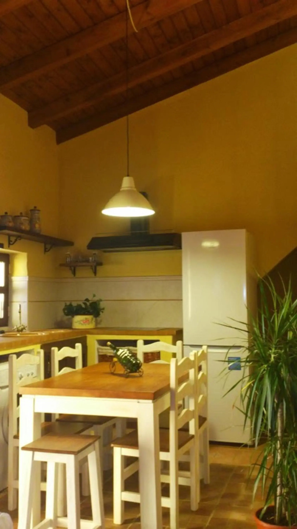 4 bedrooms house with shared pool enclosed garden and wifi at Alcaracejos