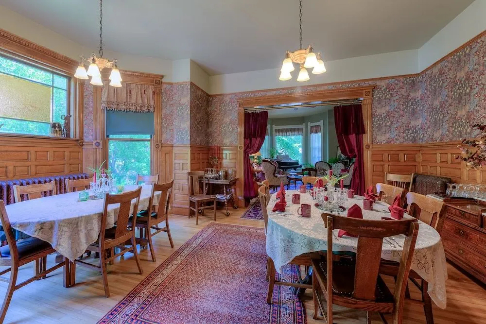 Sanders - Helena's Bed and Breakfast