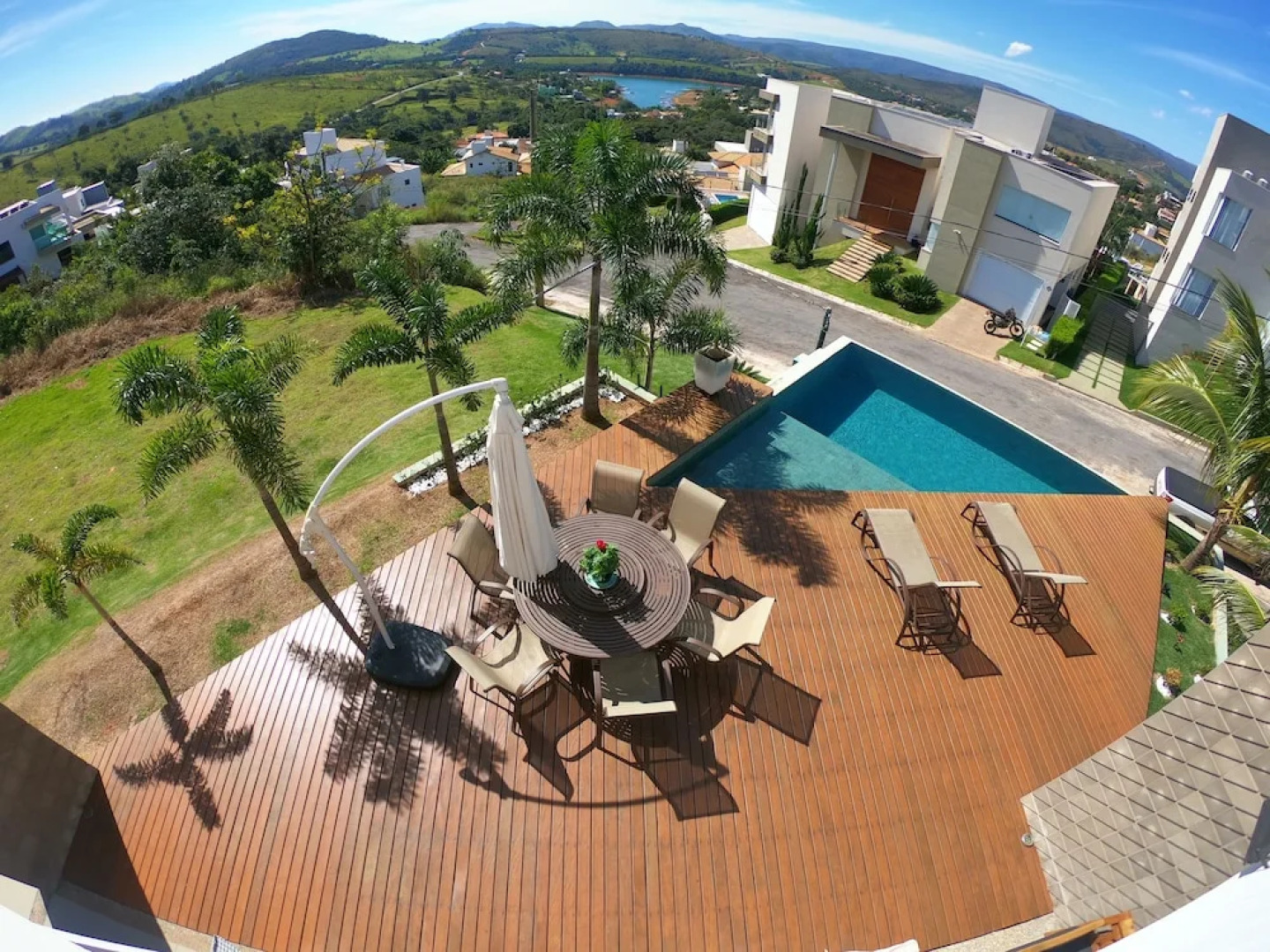 Casa de Luxo em Escarpas com 5 suítes