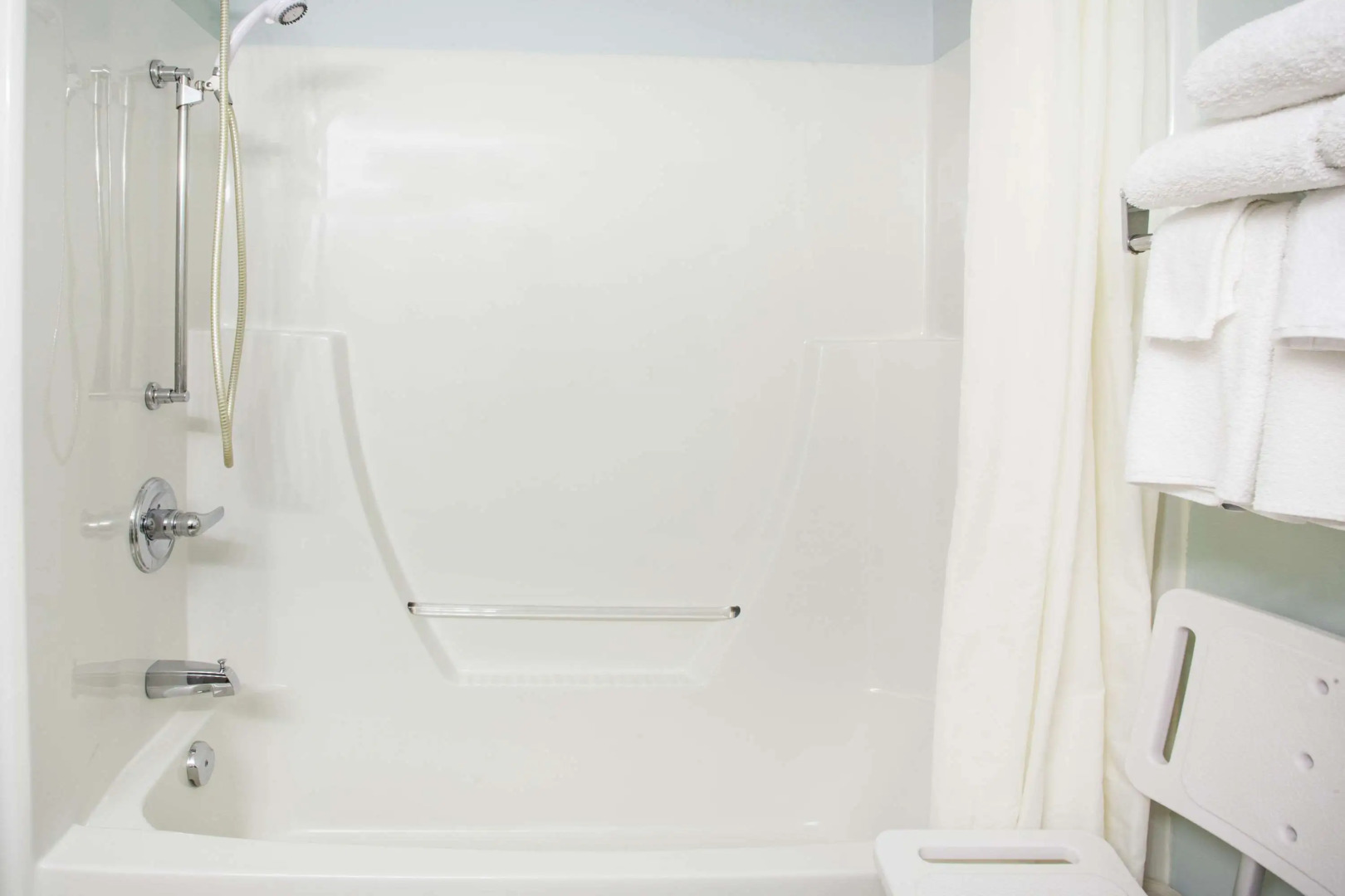 Super 8 by Wyndham Kindersley