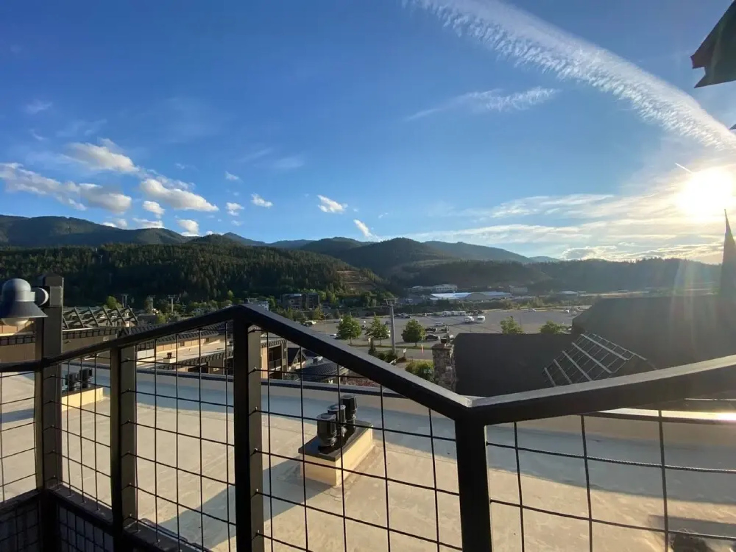 Shared Roof Top Hot Tub Silver Mtn