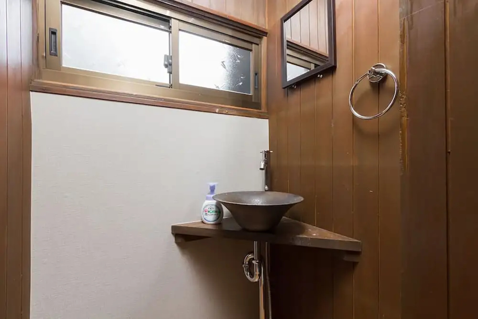 Tarbo's House Nishikitsuji : Free Parking, Pet OK