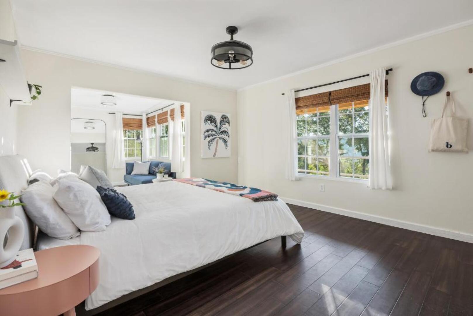 Sunny Hill Country Home with Stunning Lake Views