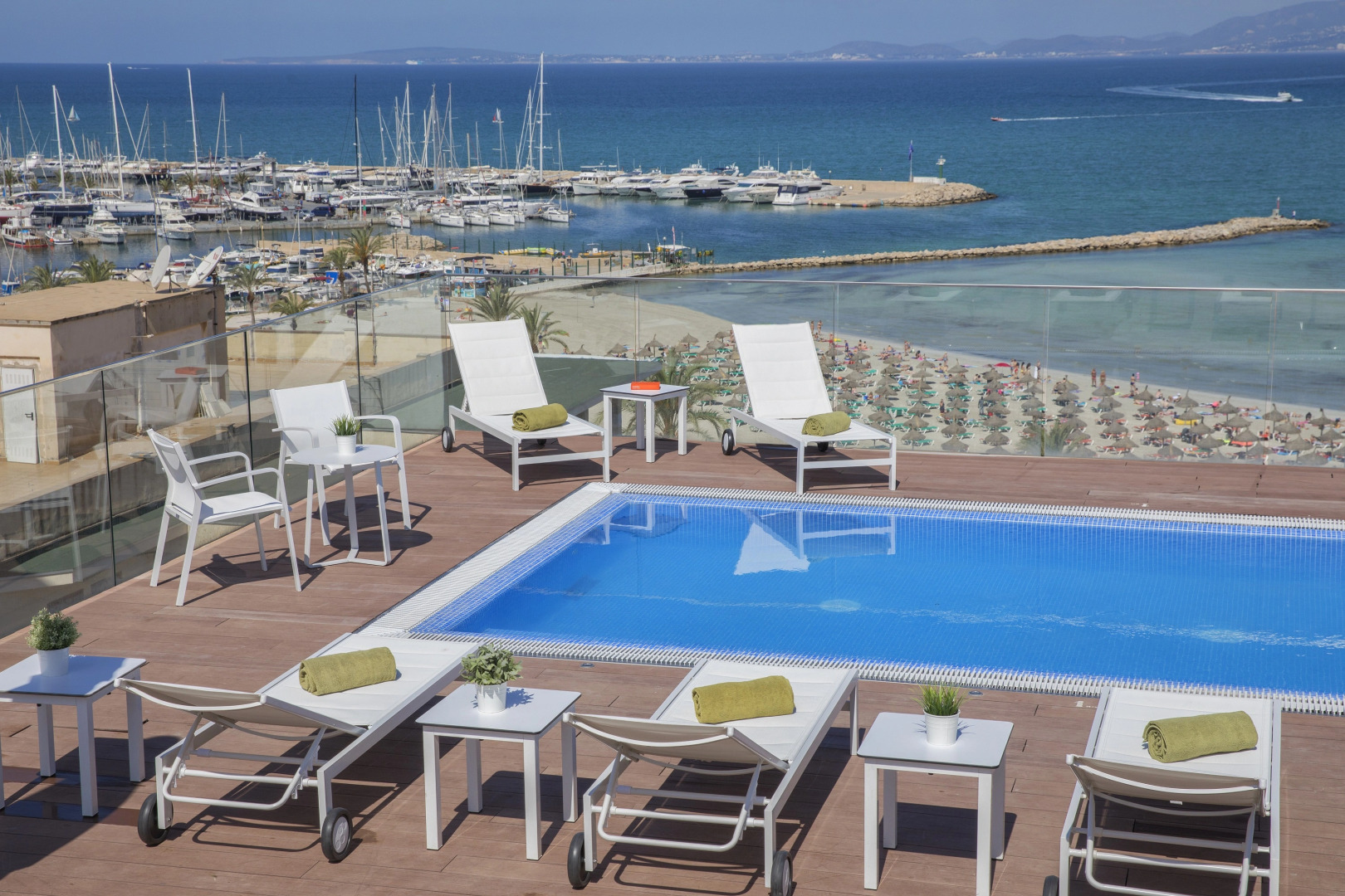 whala!beach Hotel & Apartments