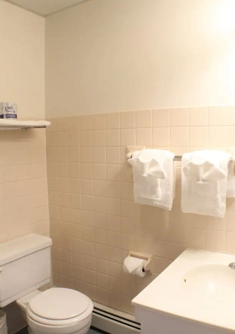 Waynebrook Inn, Est 1865