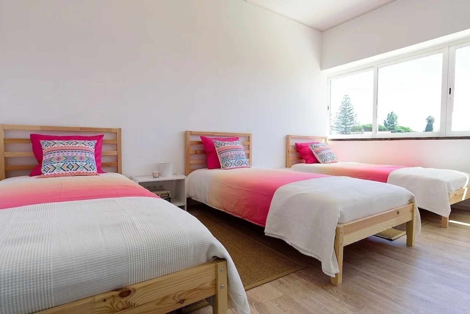 Byseacle - Lisbon Bike Surf Camp