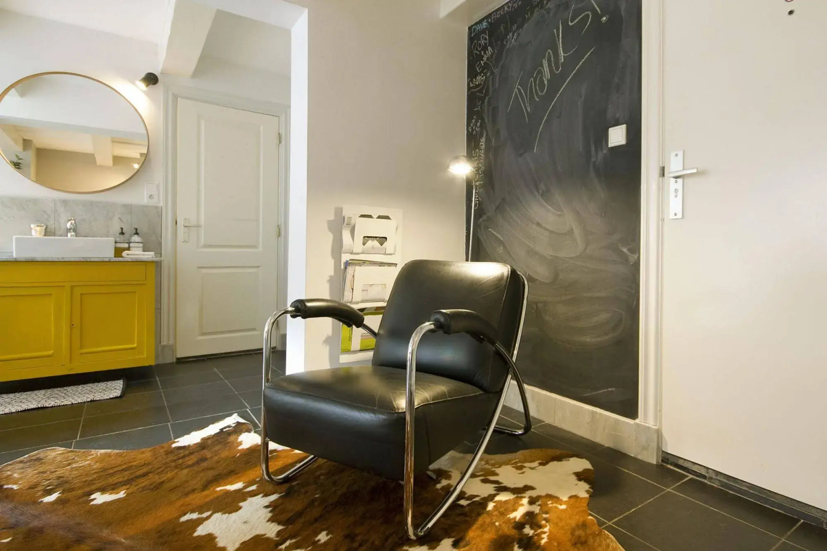 CoHo Apartment Suites