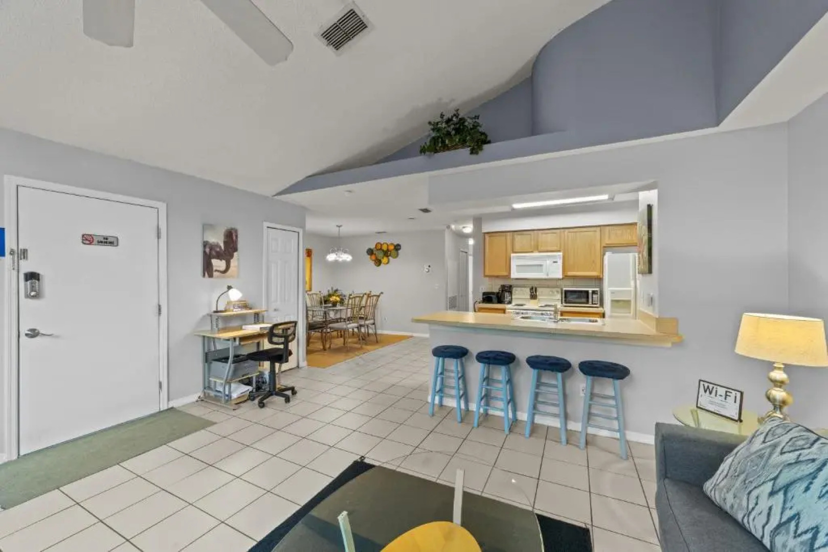 Mickey's Backyard Neighbor!