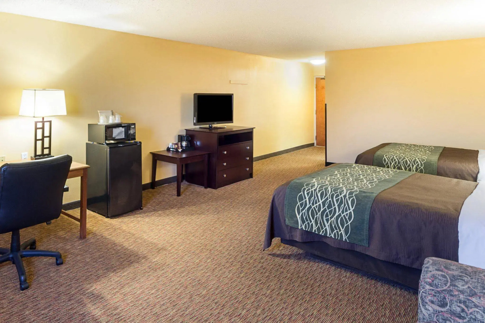 Shary Inn and Suites