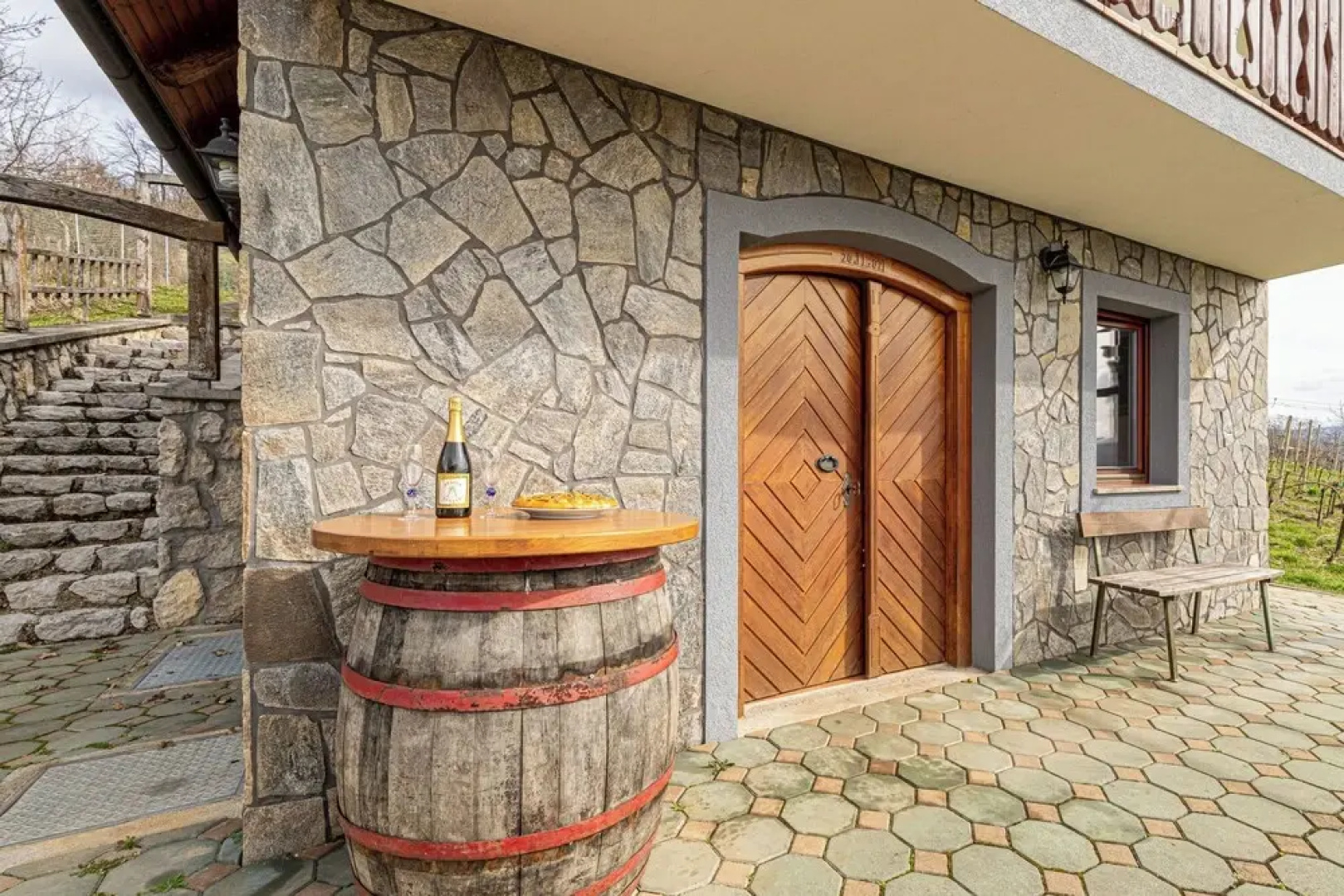 Vineyard Cottage Lustek
