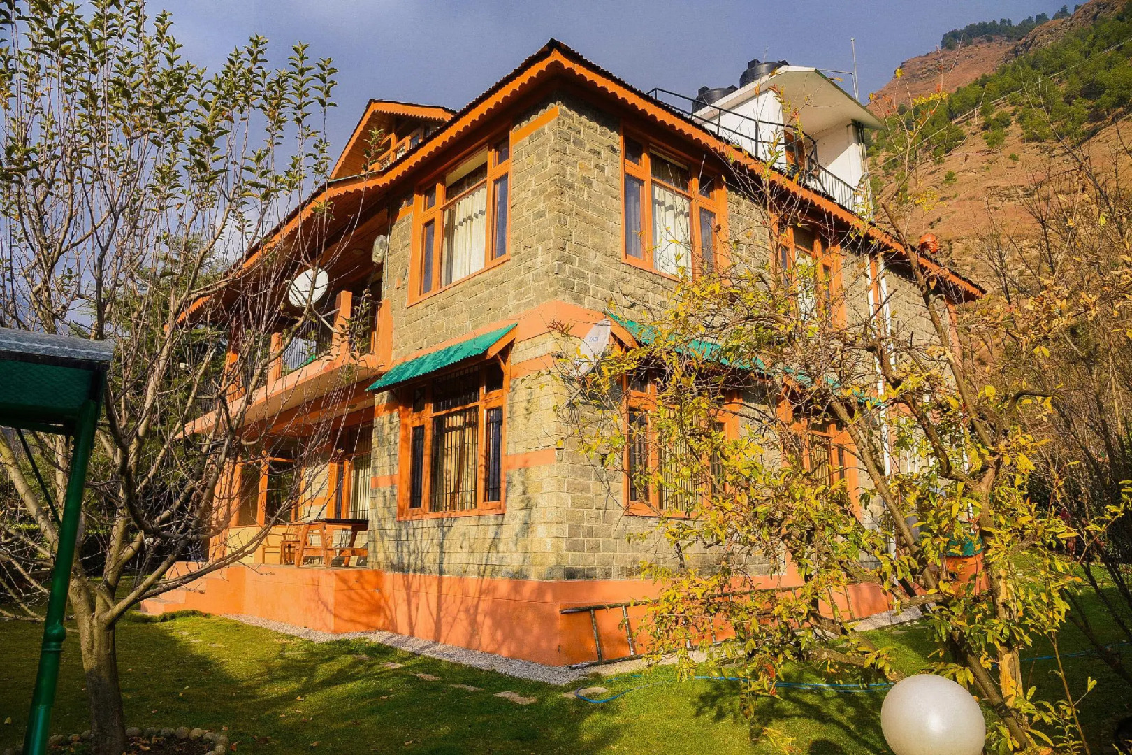 Nirvana Village Retreat