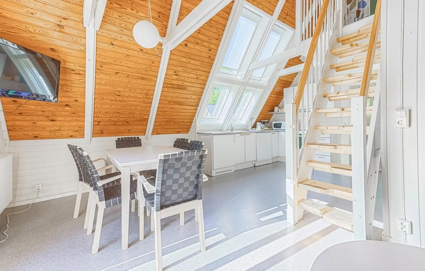 Stunning Home in Landskrona With 3 Bedrooms and Wifi