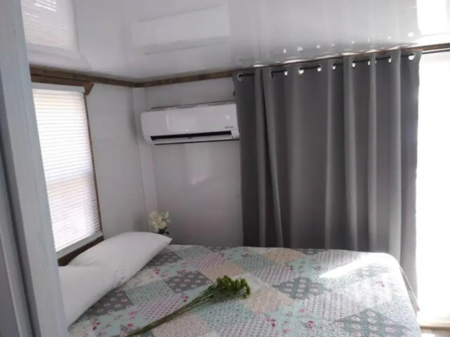 Aqua Lodges at Hurricane Hole Marina