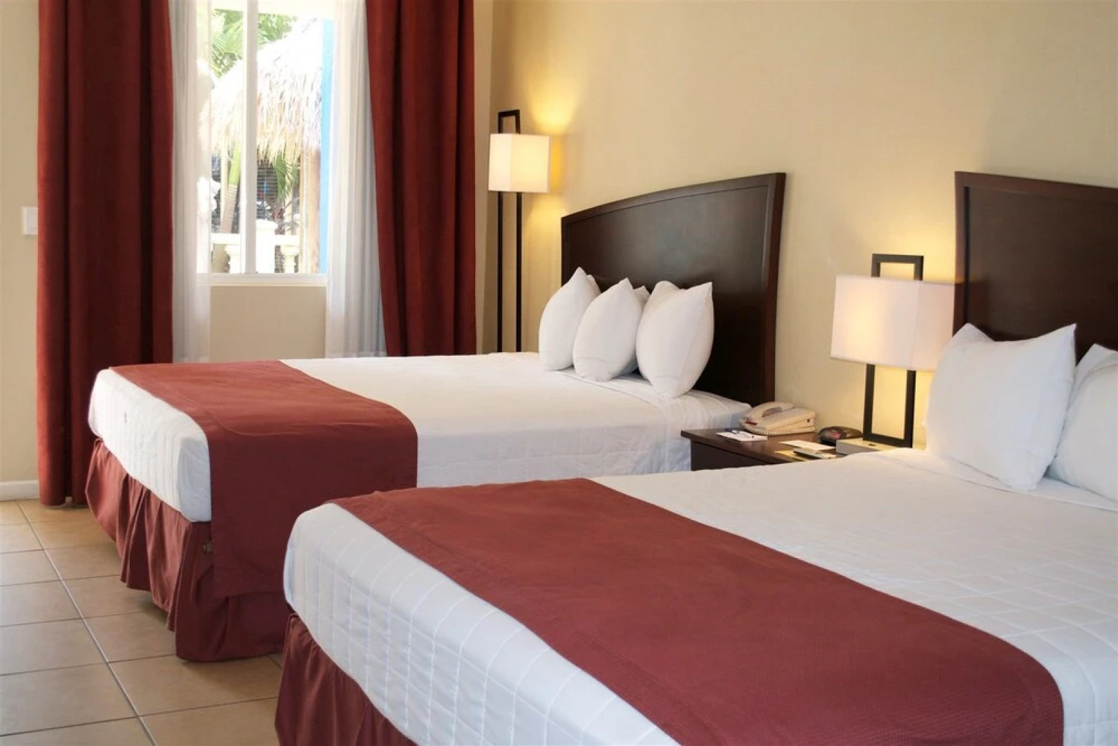 Econo Lodge Inn & Suites Fort Lauderdale North