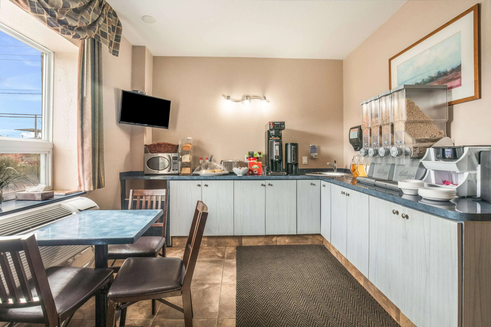 Knights Inn Orillia