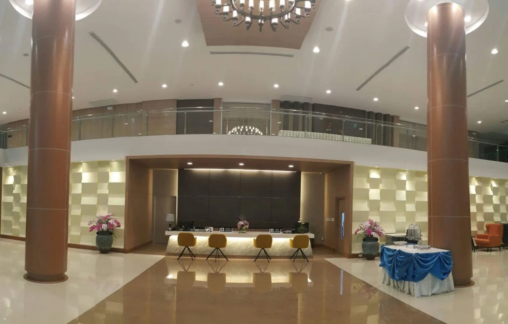 Srivaree Pavilion Hotel And Training Center