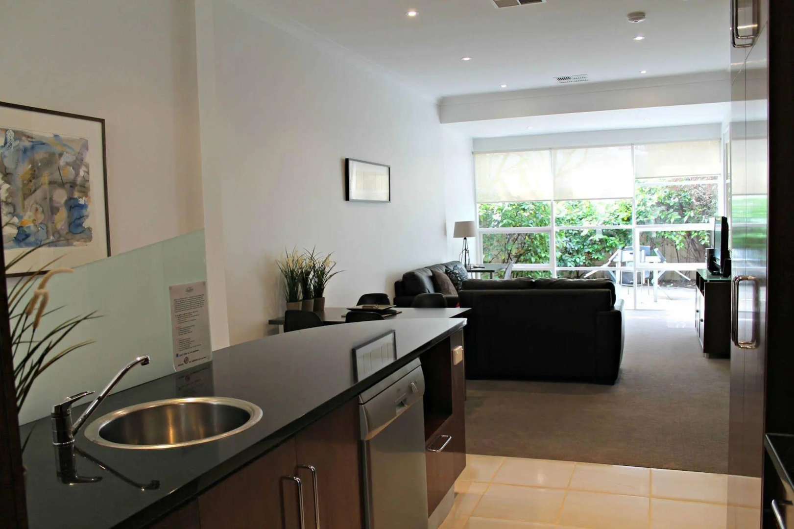 Specialty Accommodation – Adelaide Dress Circle Apartments