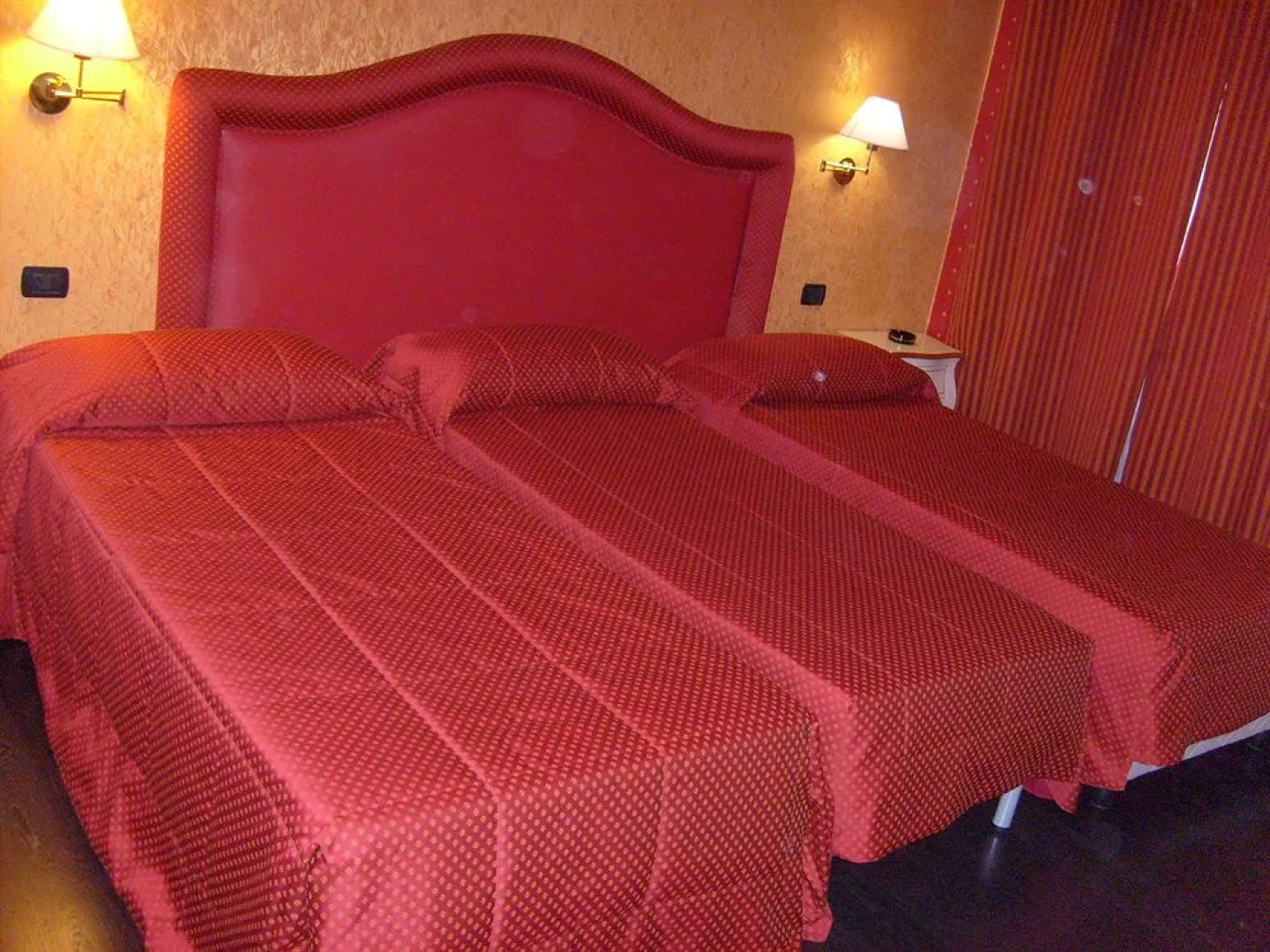 Hotel - Motel Flower