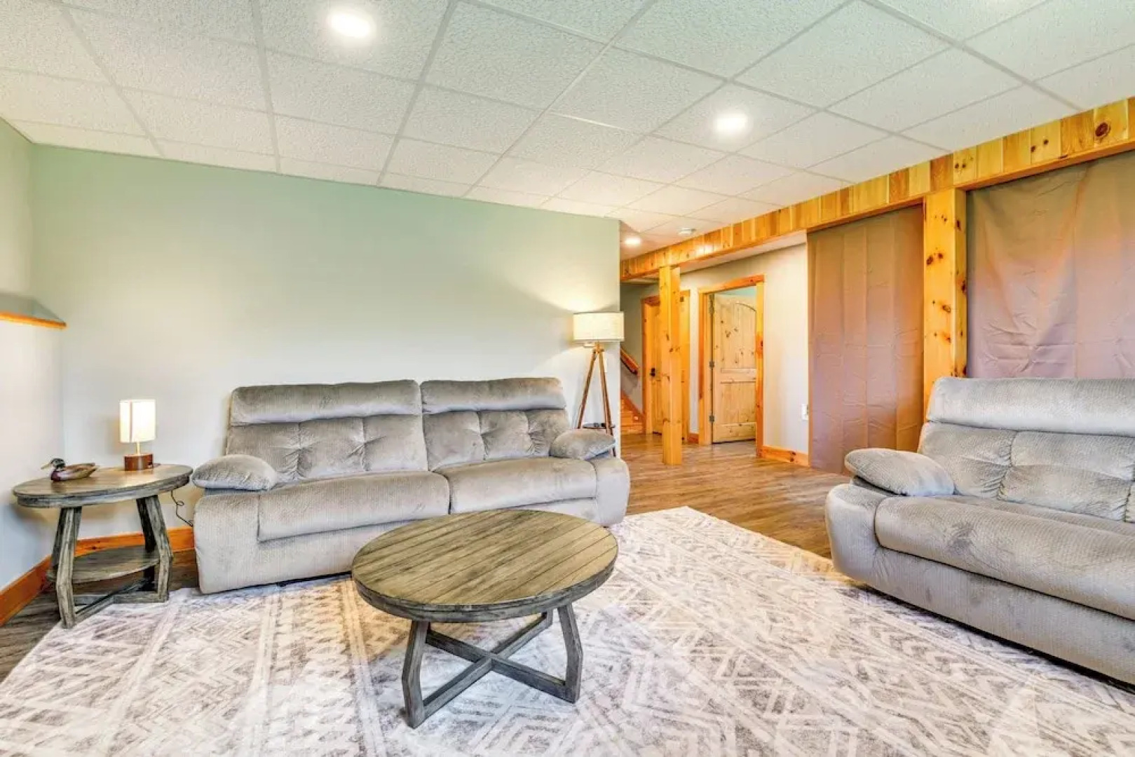 Mtn-view Home 6 Mi to Jay Peak Resort: Fish & Hike