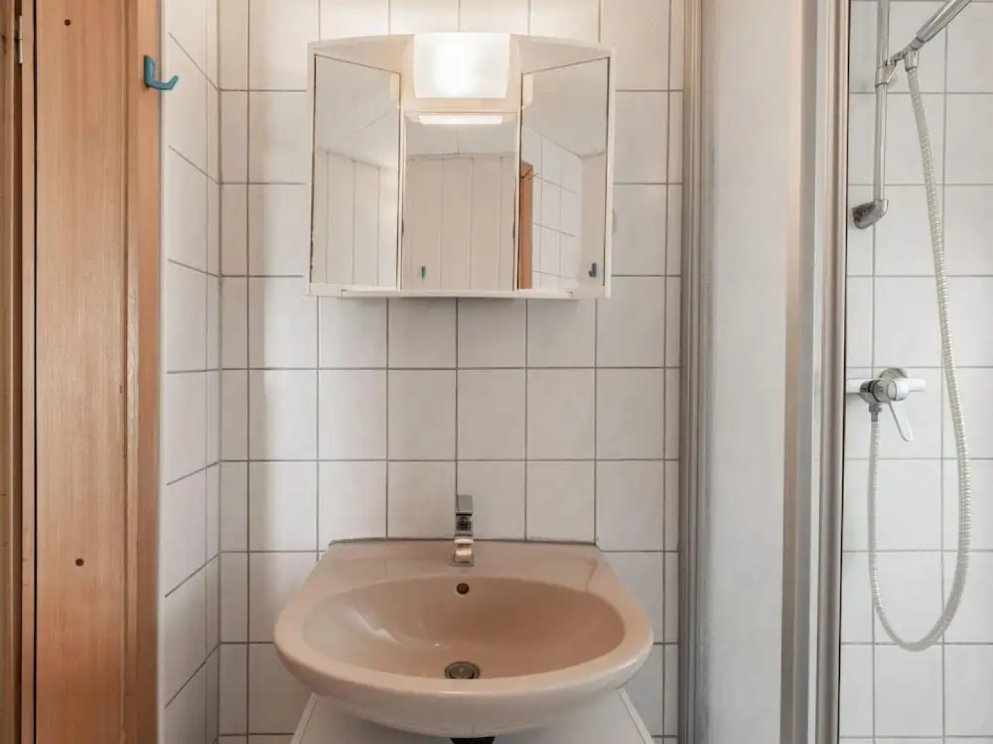 Cosy Flat in Niepars With Garden