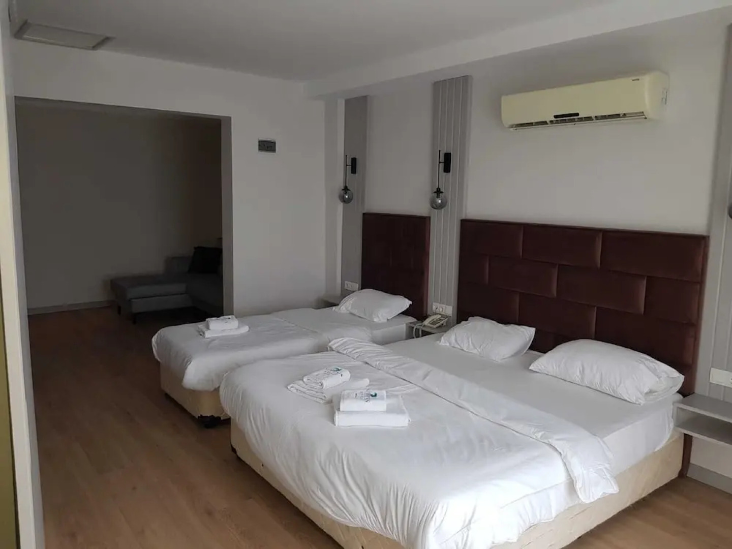 Sinopsis Resort Otel