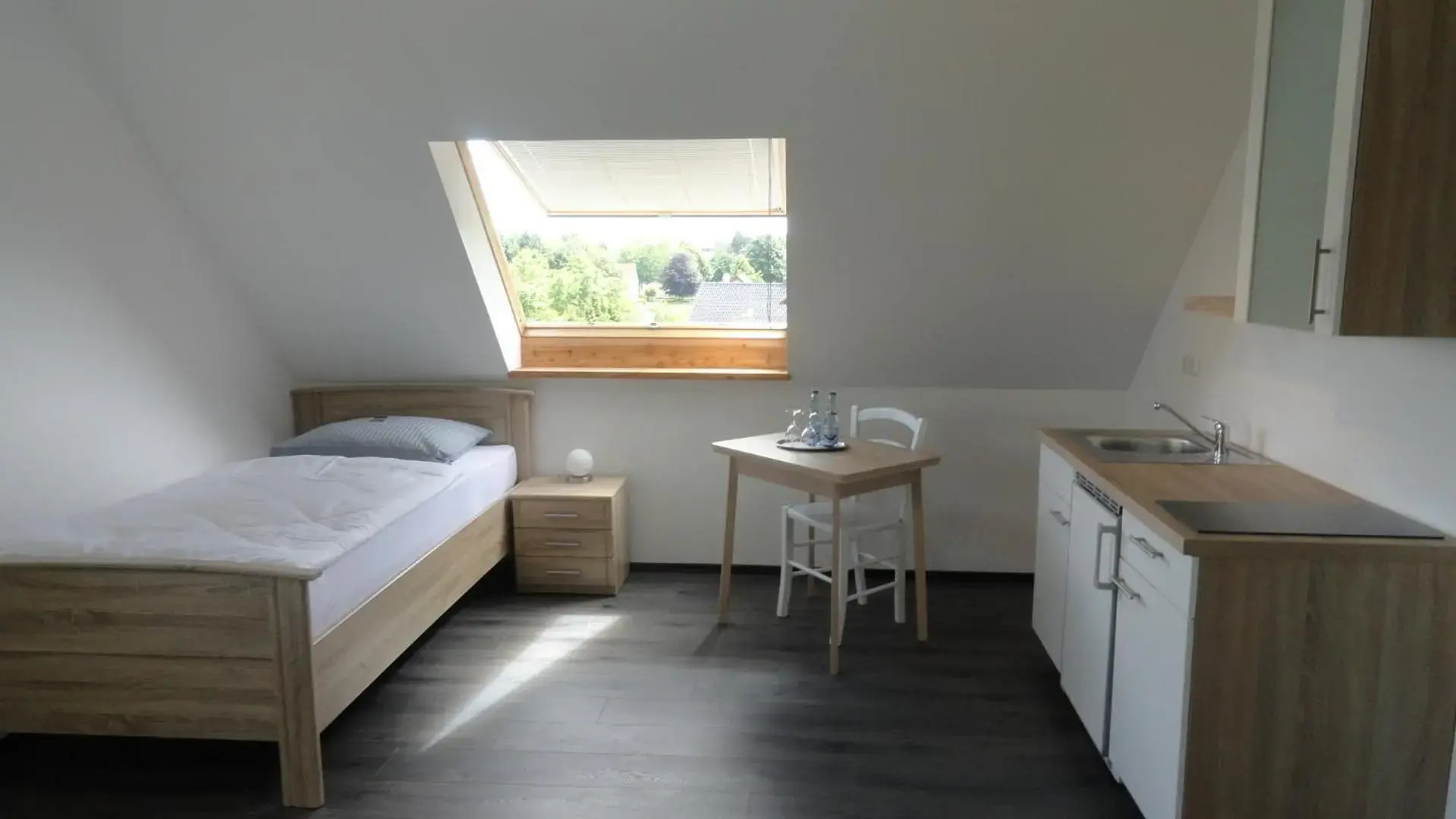 Bennett's Restaurant & Hotel