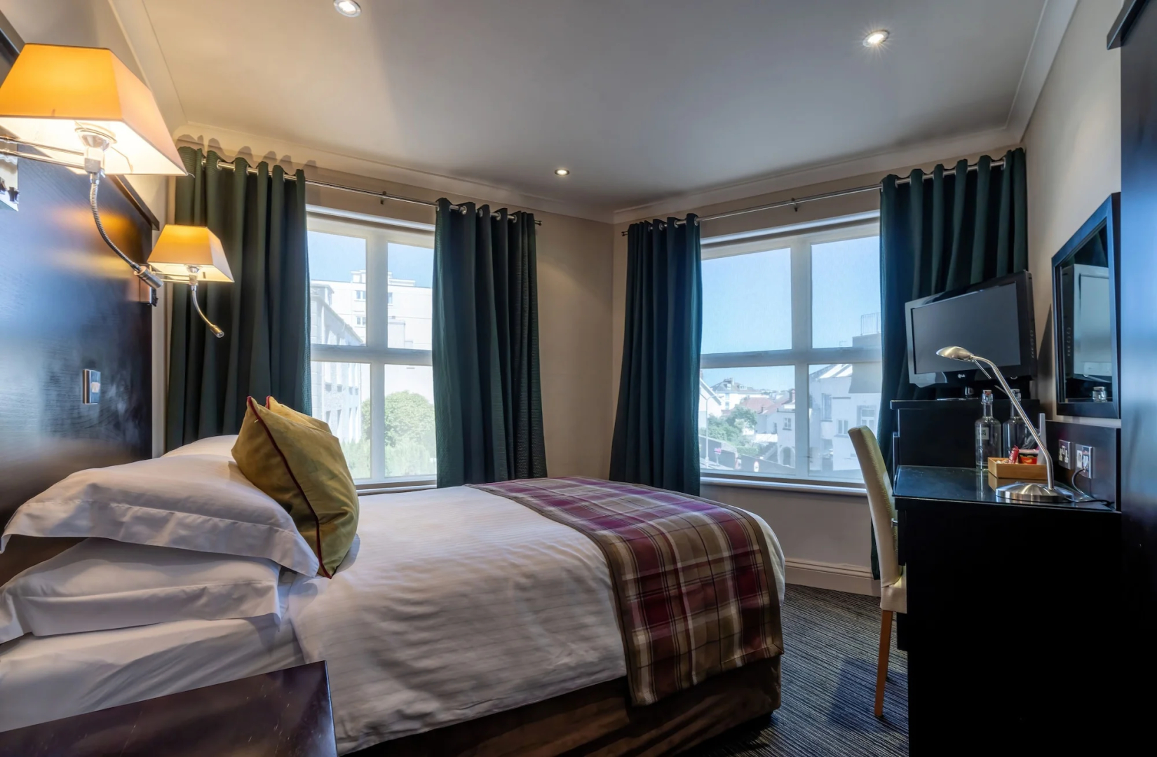 The Inn Boutique Hotel Bar and Restaurant