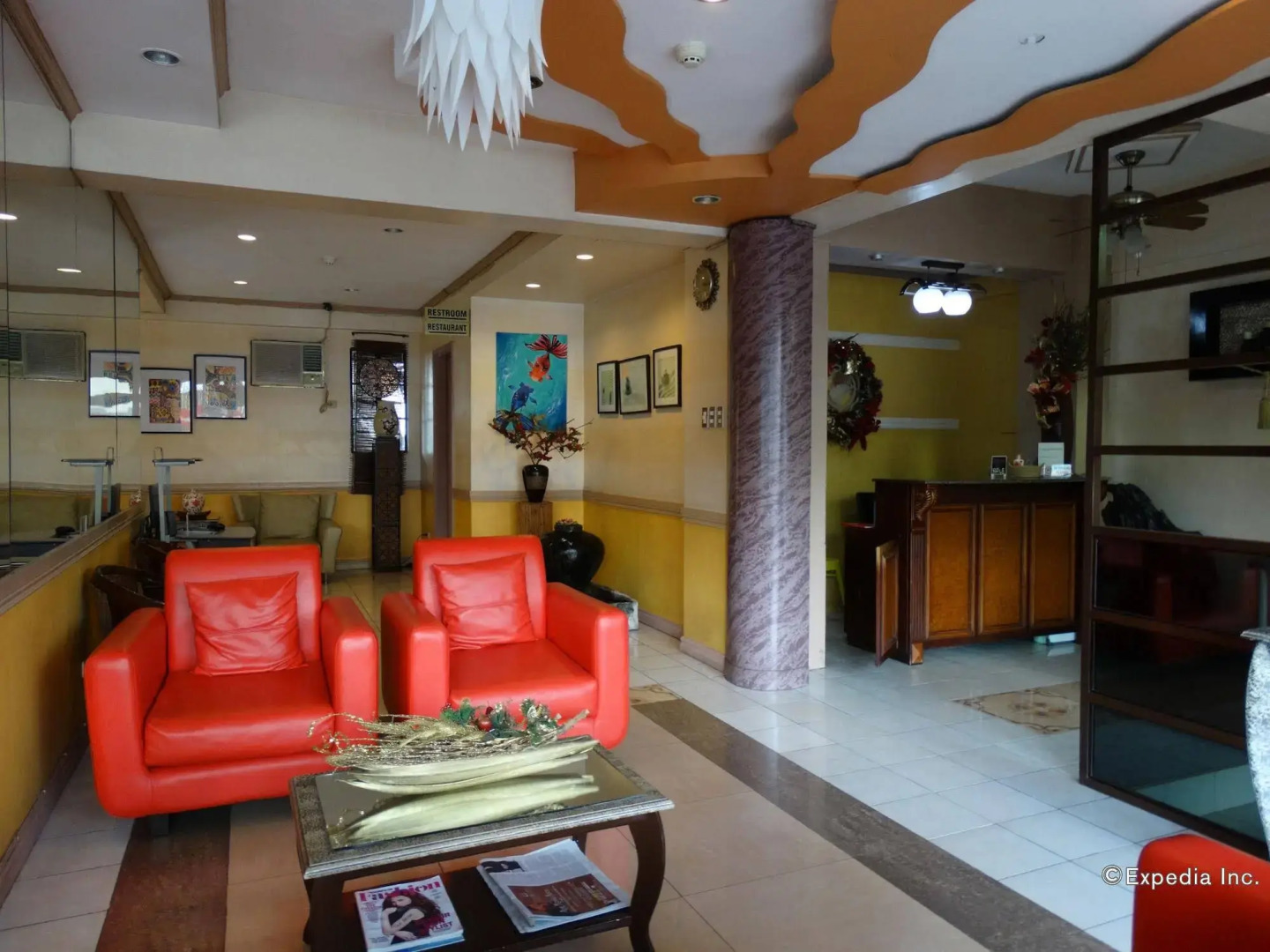 Sun Avenue Tourist Inn & Cafe