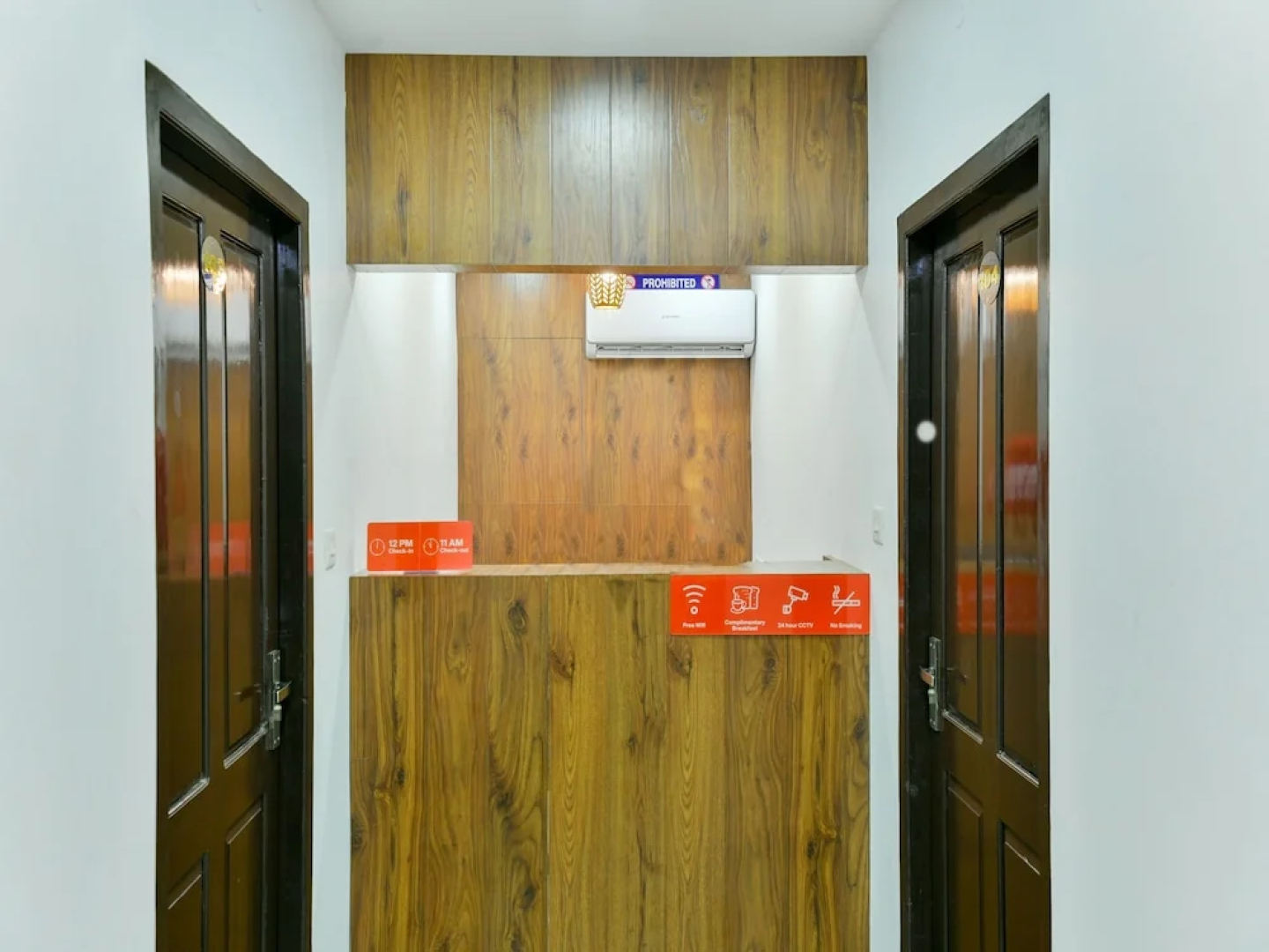 OYO 16605 Royal Front