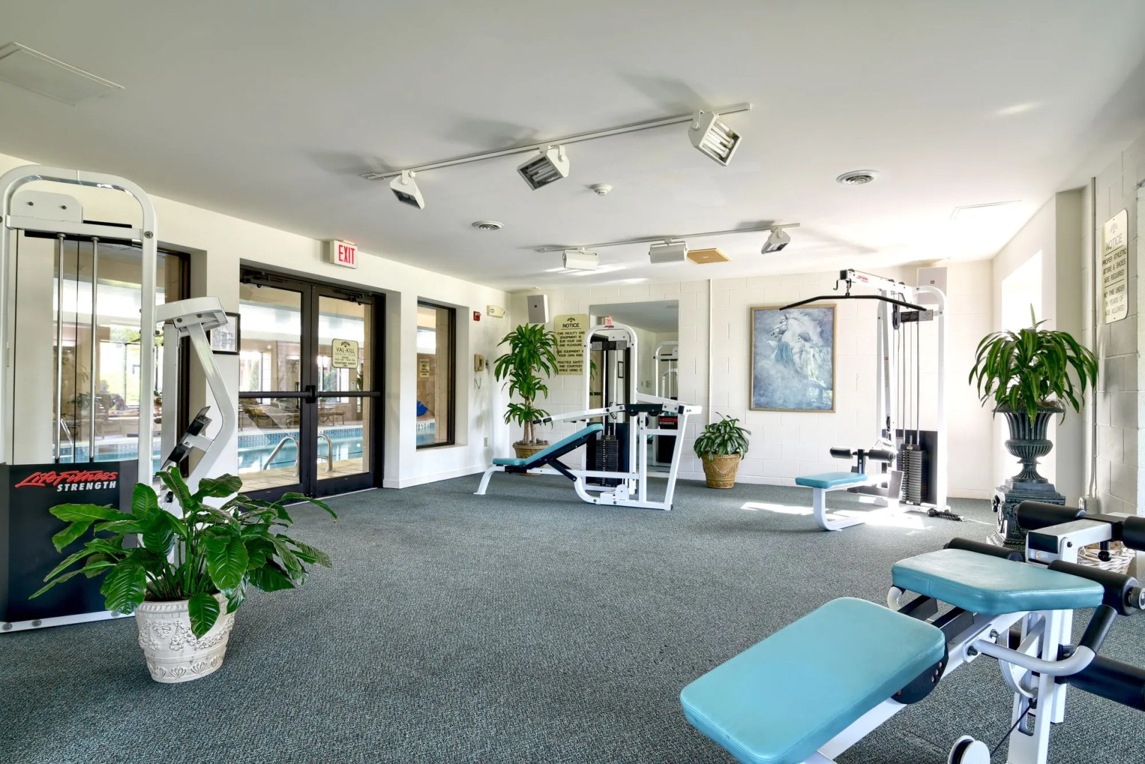 Roosevelt Inn and Suites Saratoga Springs