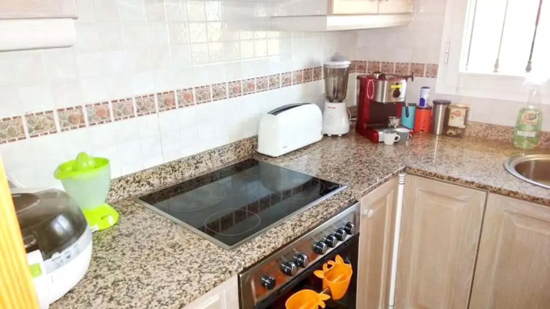 House With 3 Bedrooms in La Nucia, With Wonderful sea View, Pool Acces