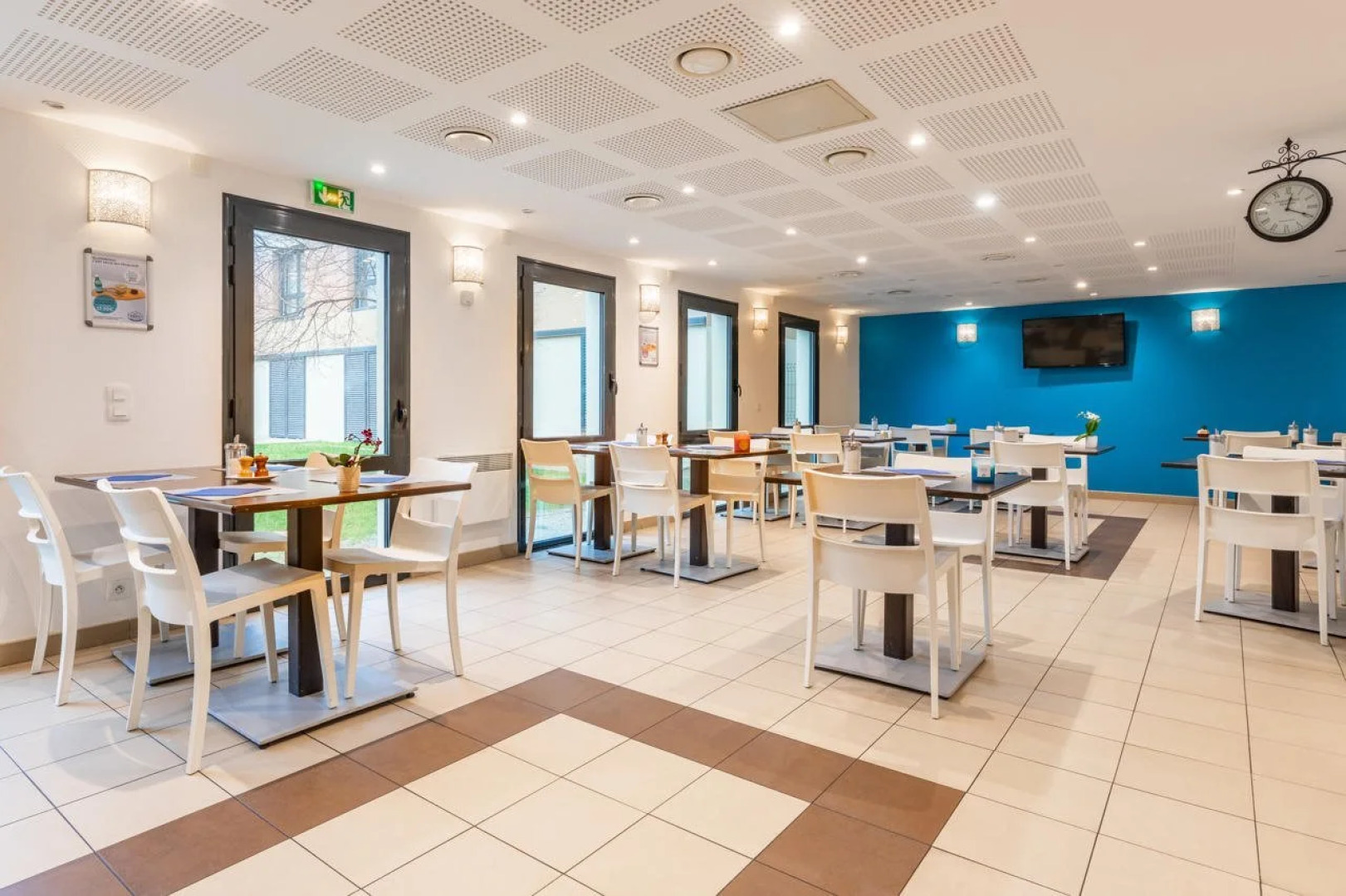 Zenitude Hôtel - Résidences Magny les Hameaux