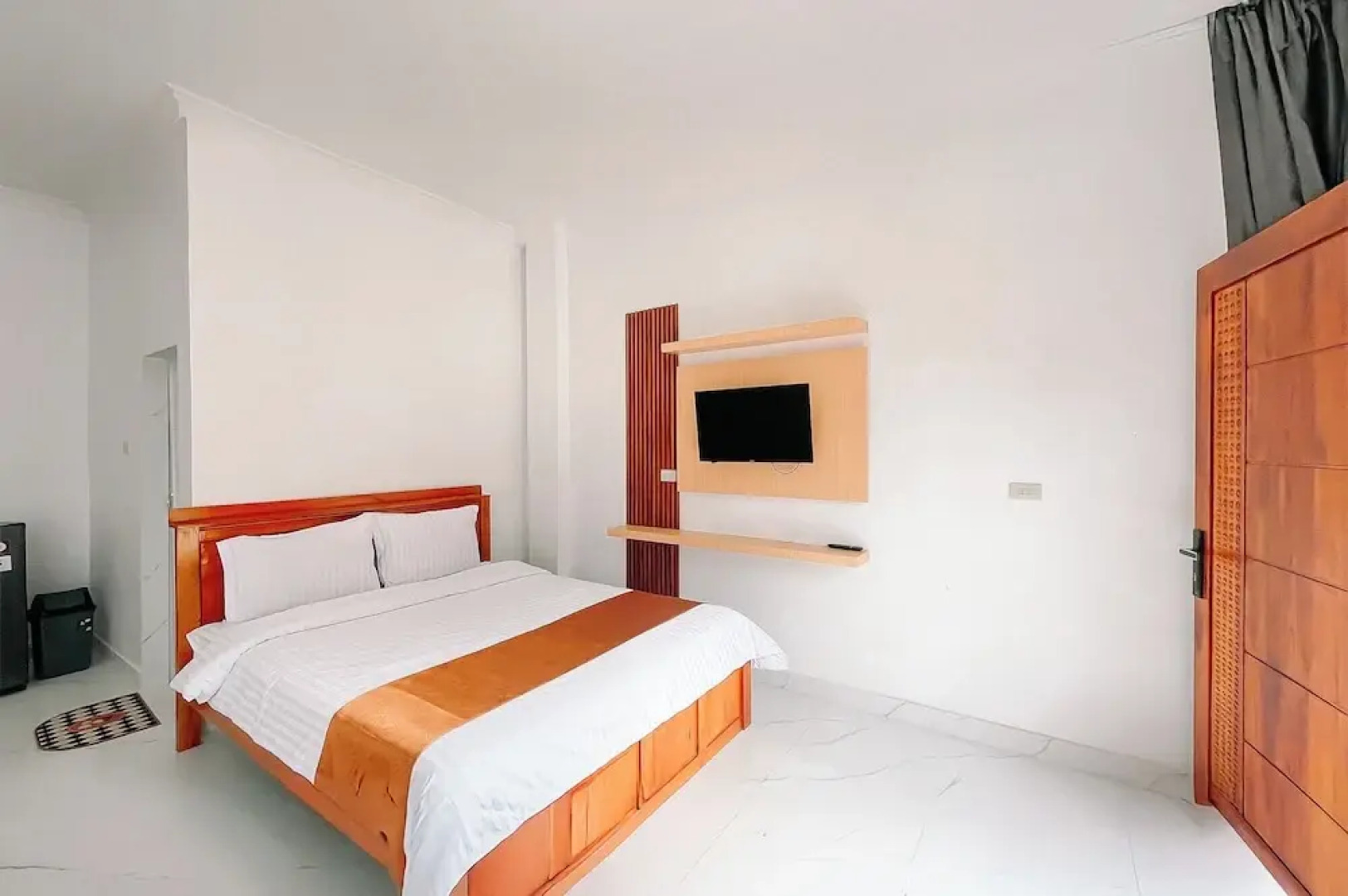 Simangande View & Resto By Helocus