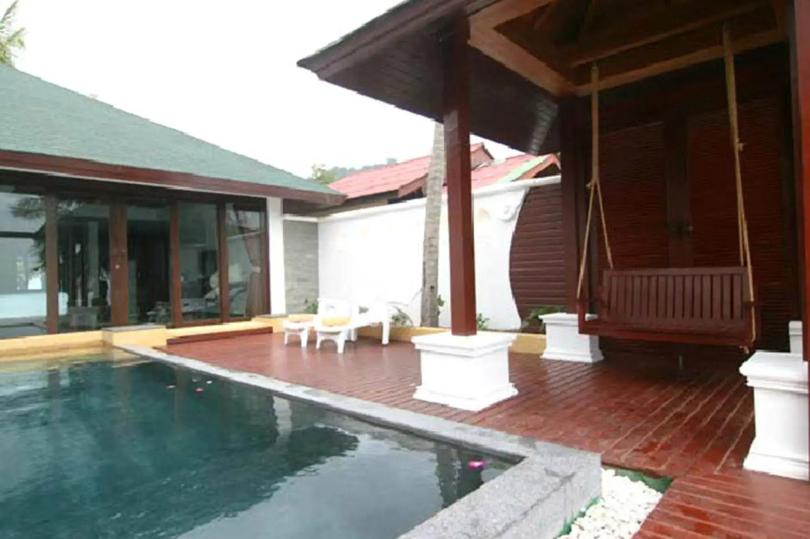 Sand Sea Beach Resort