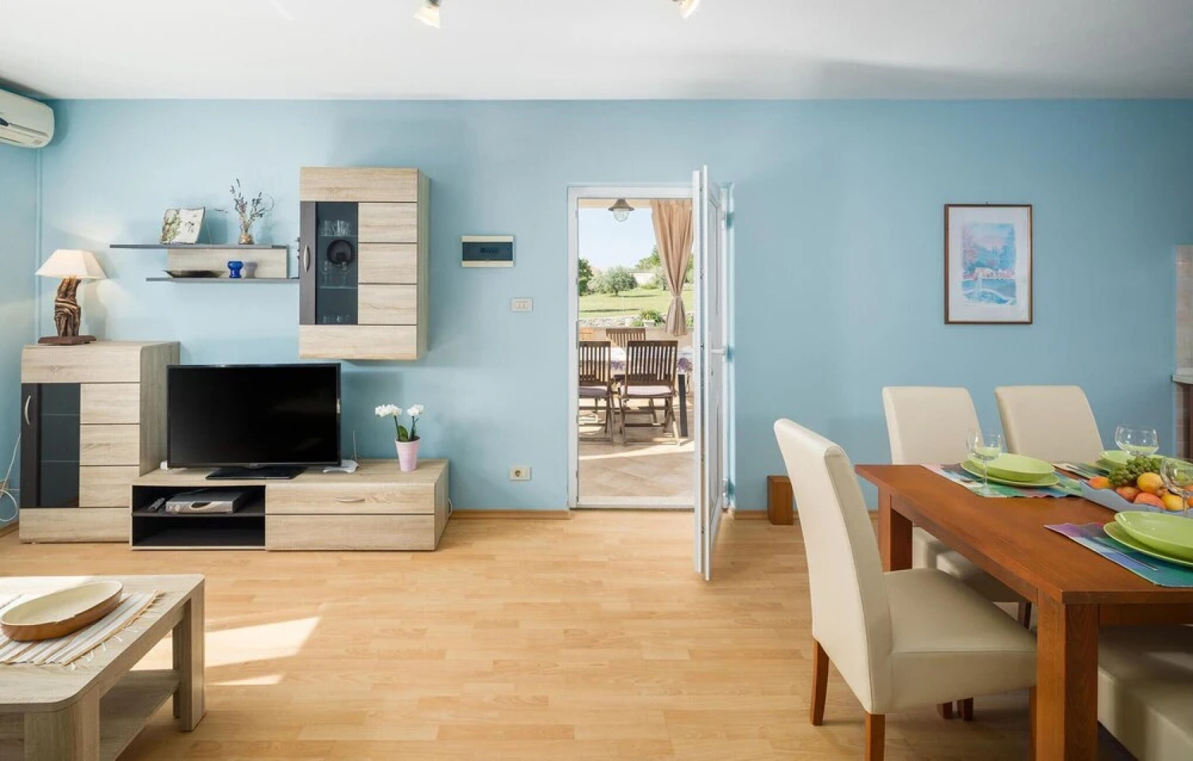 Beautiful Home in Brnobici With 4 Bedrooms, Wifi and Outdoor Swimming Pool