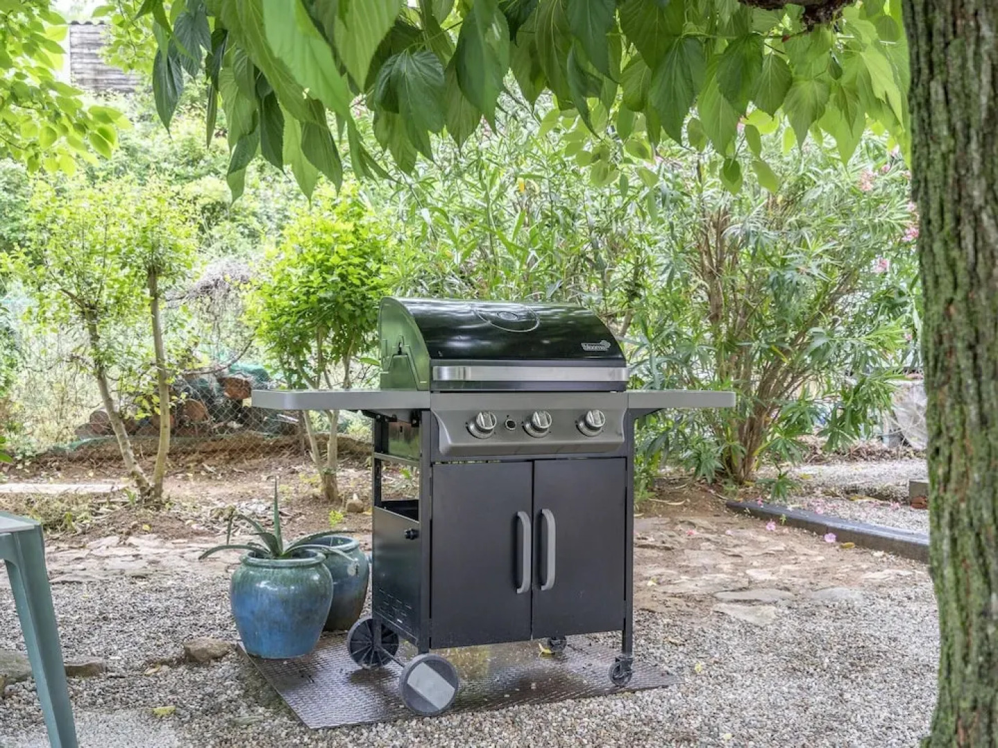 Attractive Holiday Home in Cessenon-sur-orb With Terrace