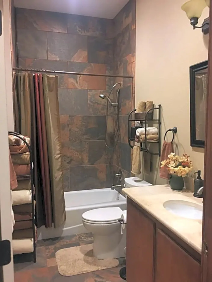 The Perry Riverhouse