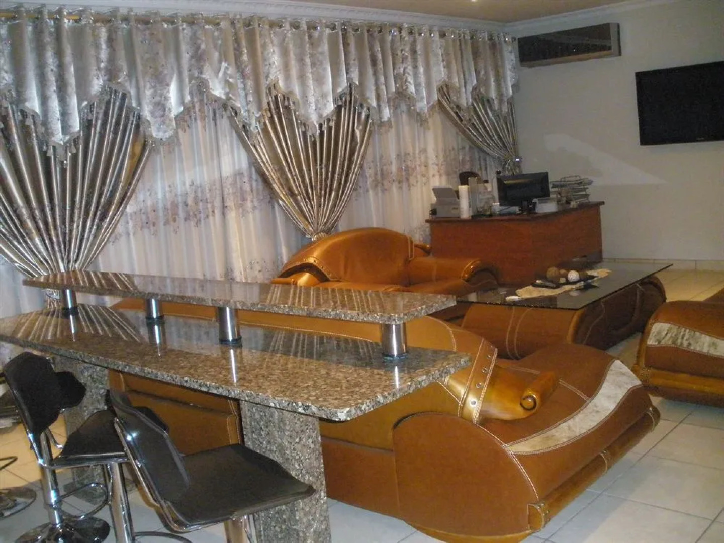 Jay and Bee Guest House