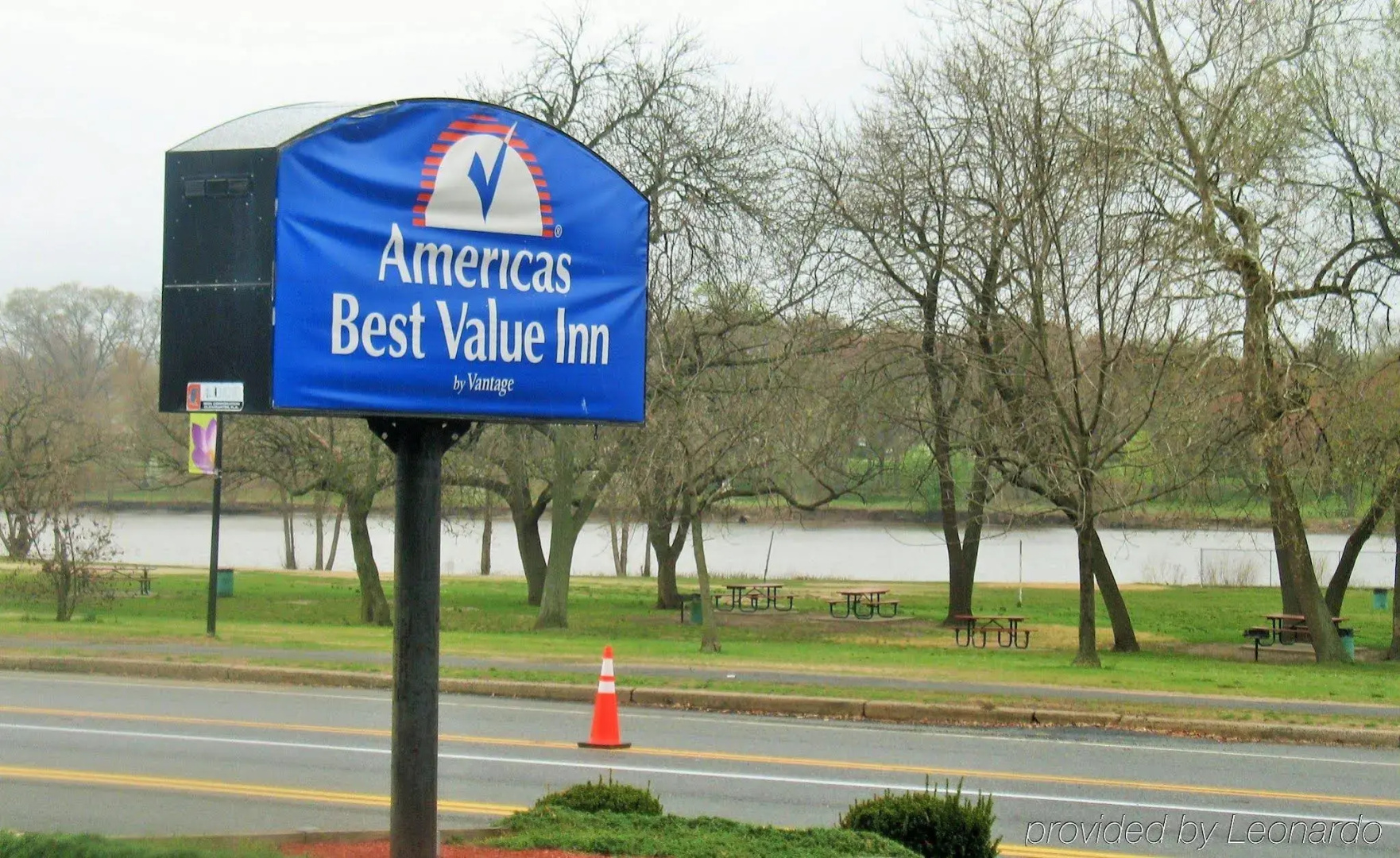 Americas Best Value Inn Cherry Hill