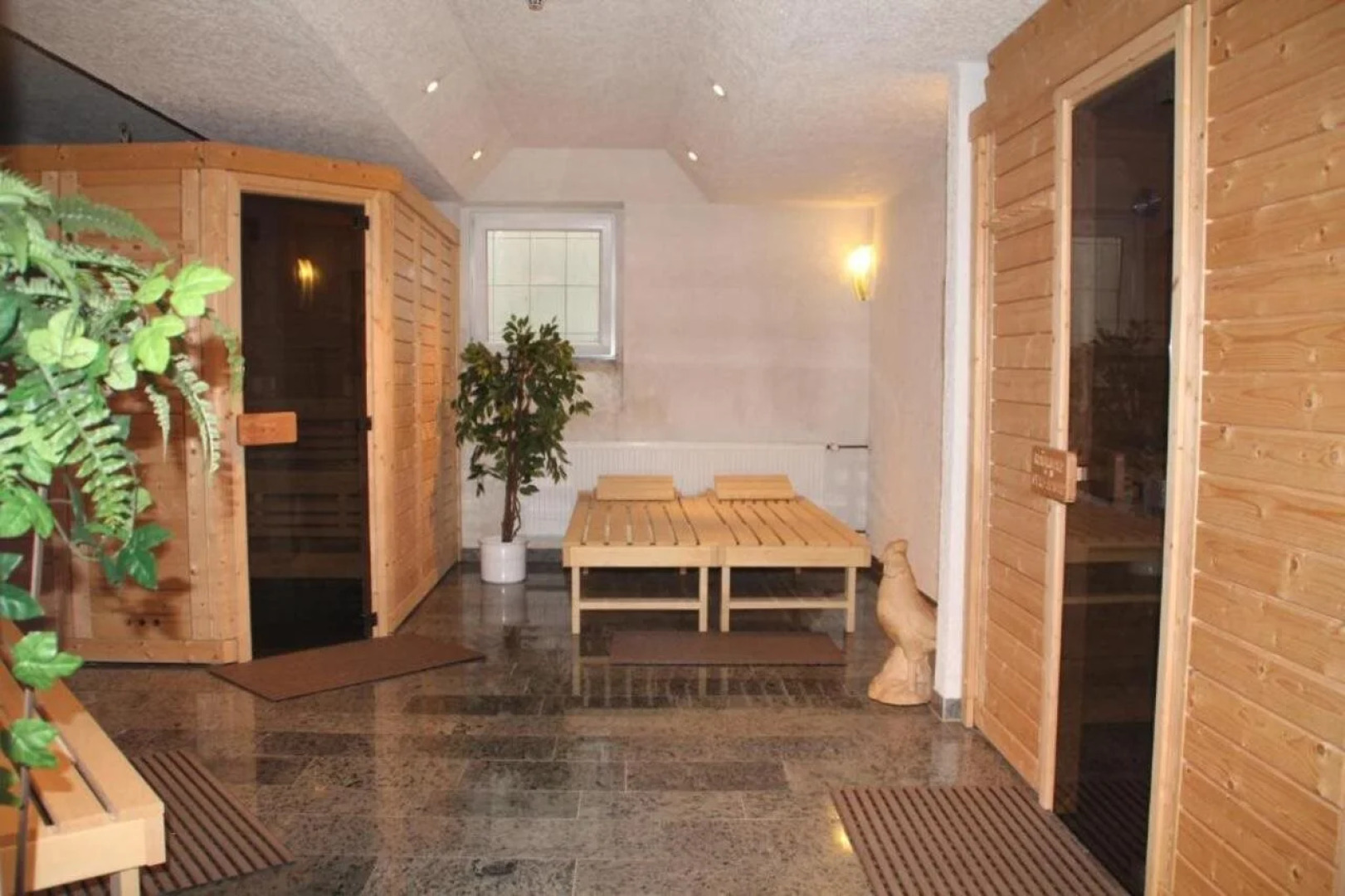 HOTEL RIESENJunior by Trip Inn