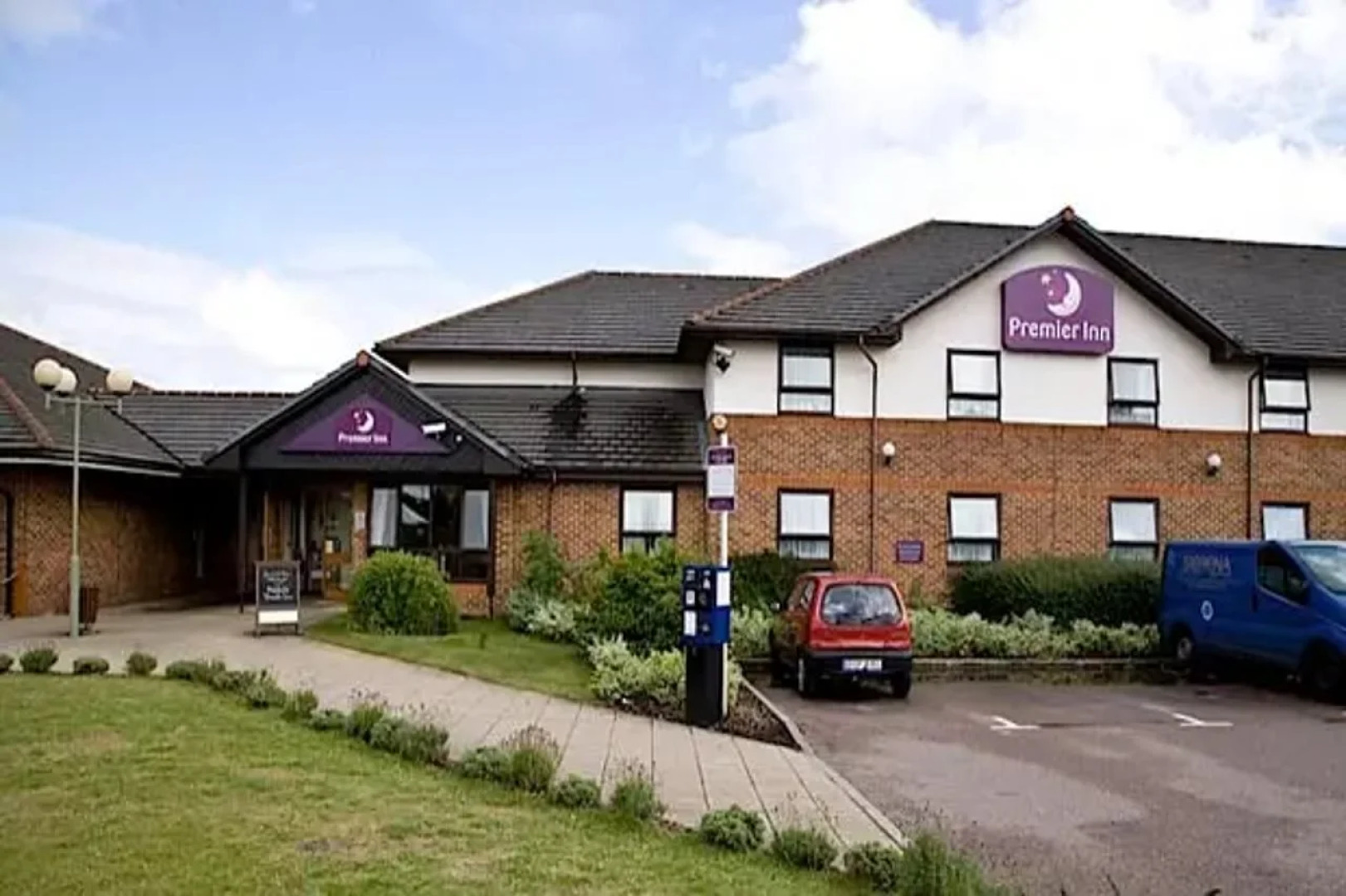 Premier Inn Hatfield