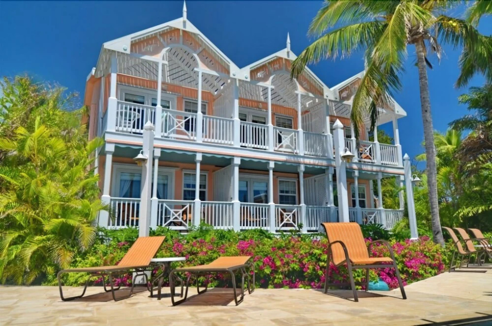 Hope Town Inn & Marina