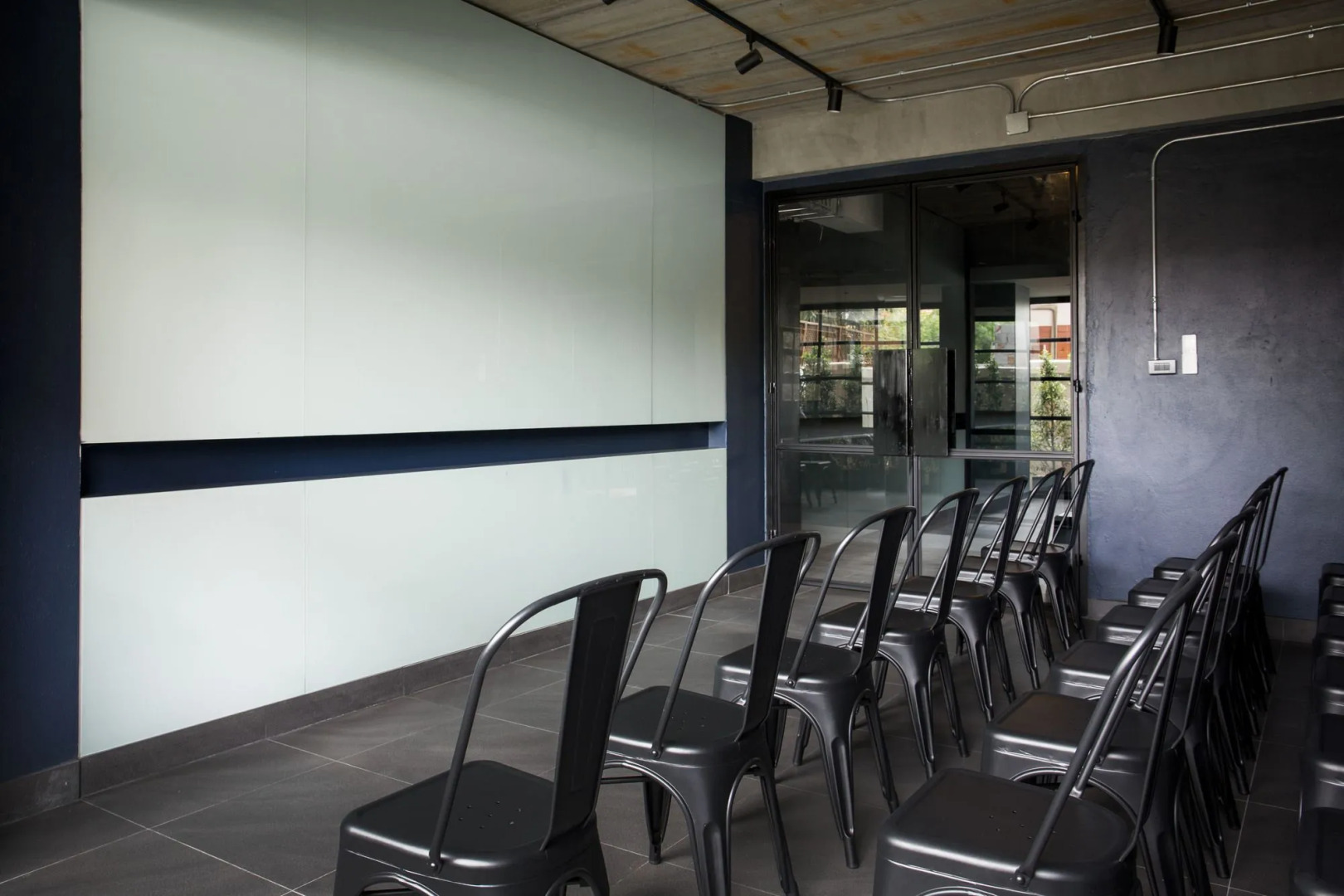 Theorie Hotel Sukhumvit 107 by SLH